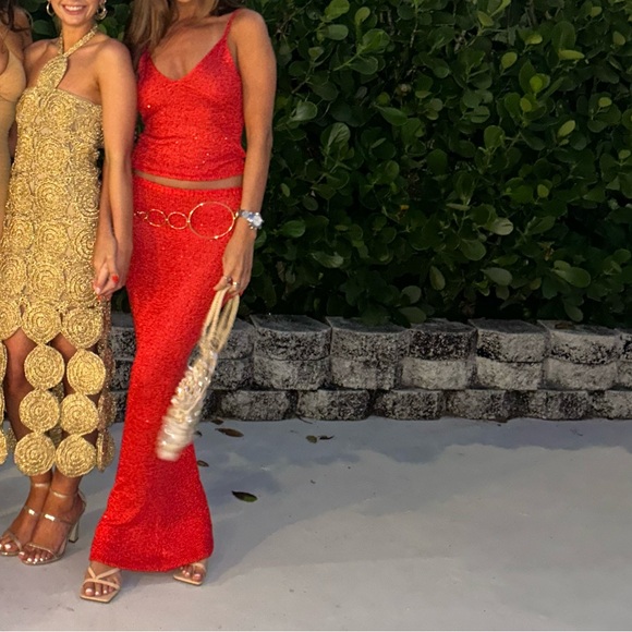 Red asta resort set - Picture 2 of 2